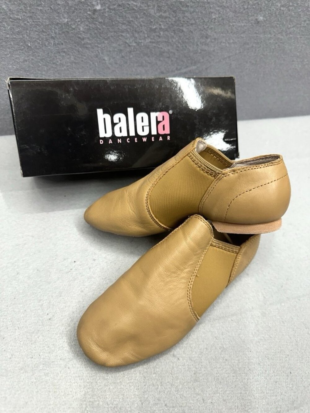 Balera B80 Dance Shoes Kids Size 5AM Leather Slip On Jazz Caramel Pre Owned EUC